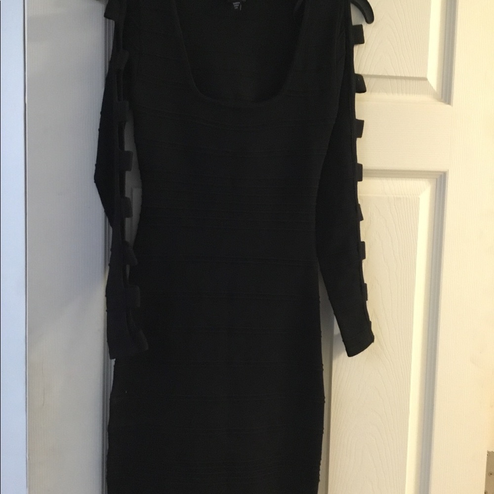 Dress - Picture 2 of 5